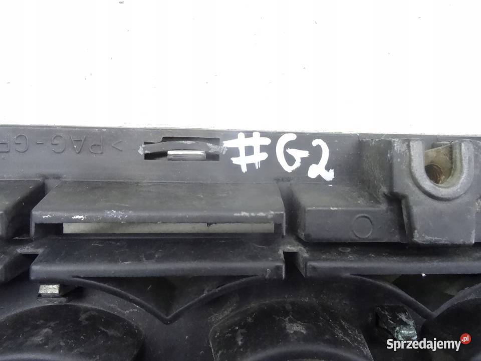 AUDI S8 D2 9499 GRILL ATRAPA MASKI 4D0853651H Przemęt