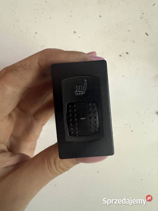 Przełącznik podgrzewania foteli Passat b5 fl Ostrów Wielkopolski