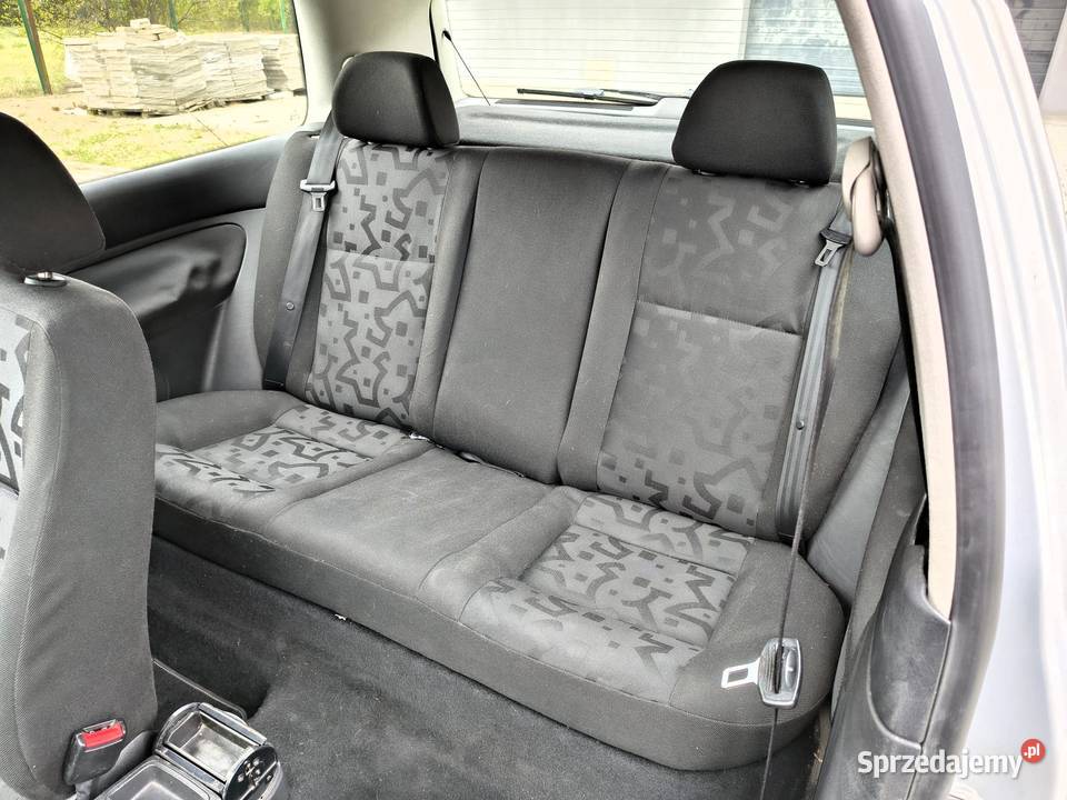 Volkswagen Golf IV 14 75 3D Na Oponach Zimowych Warszawa