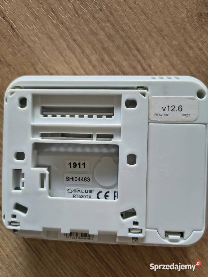Sterownik bezprzewodowynadajnik SALUS RT520TX Radziechowy
