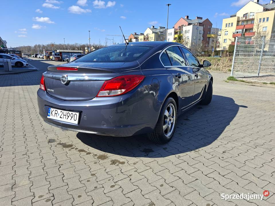 Opel Insignia 18 140 2010 155 Garażowany Kraków