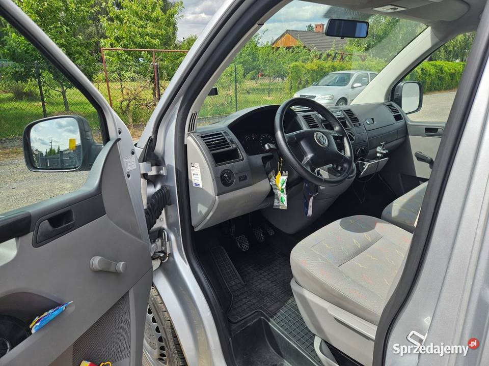 Volkswagen T5 wersja 9 osobowa łódzkie Sieradz