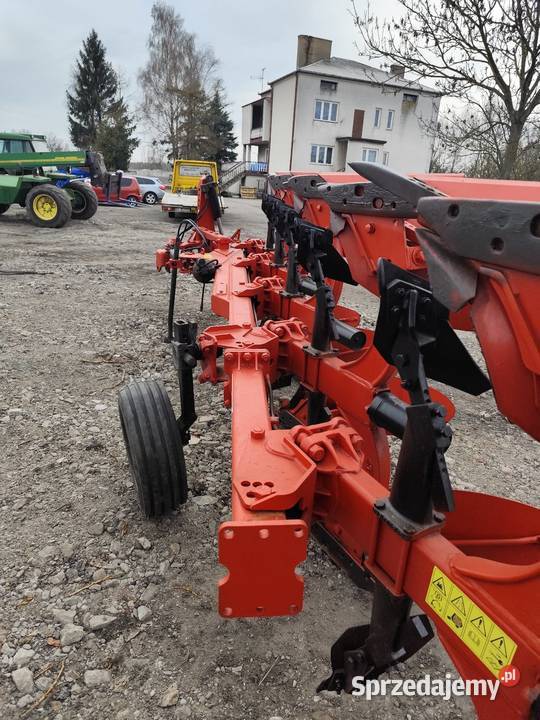 Pług obrotowy Gregoire Besson 5 skibowy łódzkie