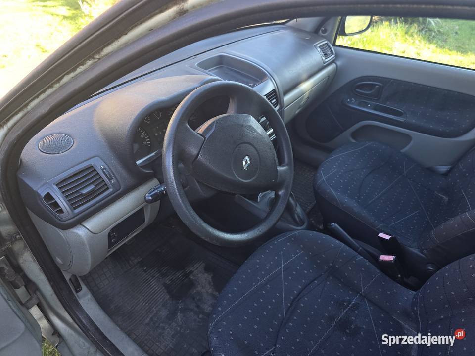 Renault Clio 14 16v do jazdy Orzech