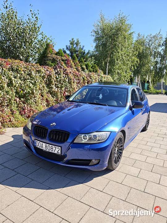 BMW 318d E90 2010 lift niebieski Siechnice