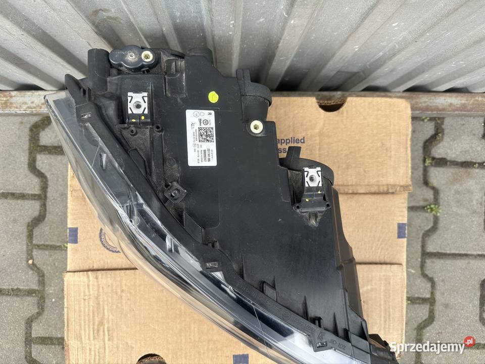 LAMPA PRZEDNIA PRAWA VW POLO VI 2G 2G1941006 osobowe Wieluń sprzedam