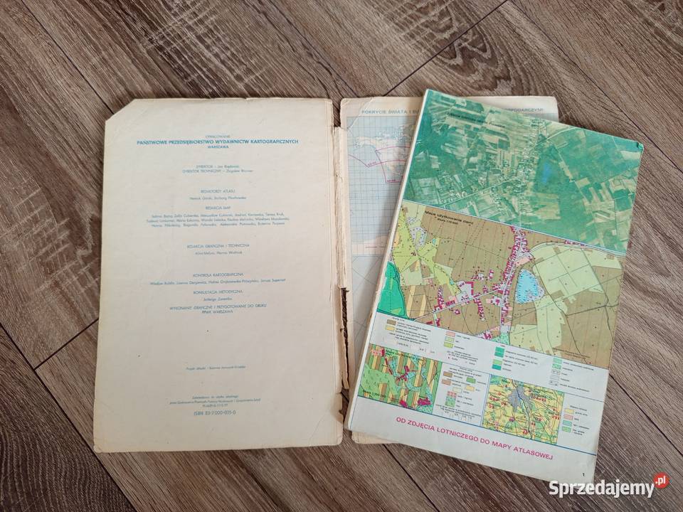 Atlas geograficzny Polska Kontynenty Świat miękka Podręczniki pomorskie Gdańsk