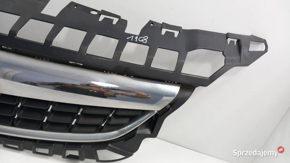 OPEL ASTRA J ATRAPA GRILL CHROM osobowe Zbierkowo sprzedam