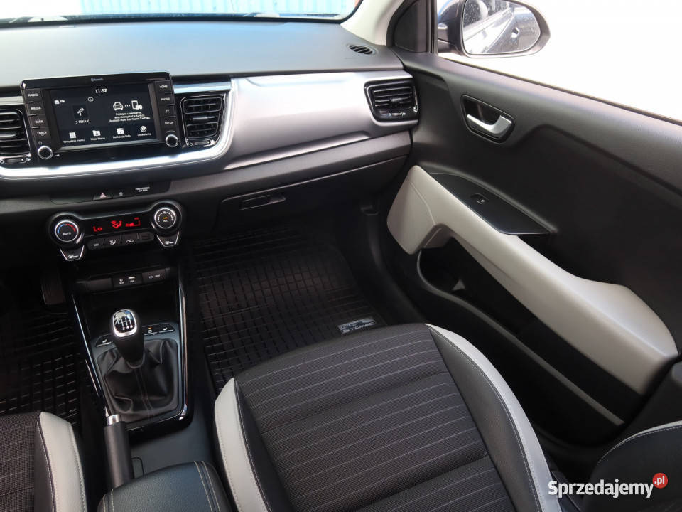 Kia Stonic 10 TGDI światła do jazdy dziennej Łódź sprzedam