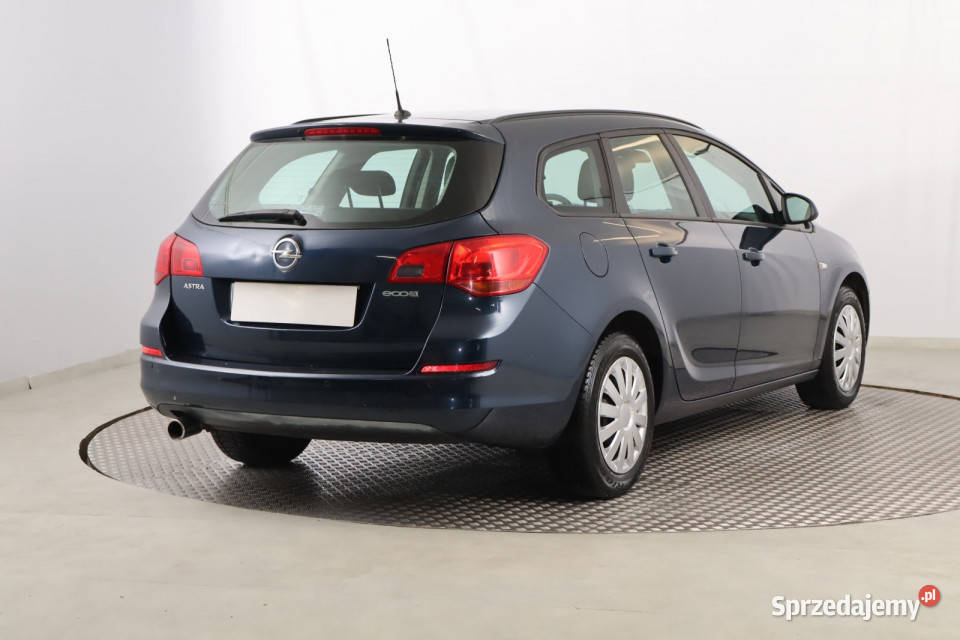 Opel Astra 13 CDTI relingi dachowe