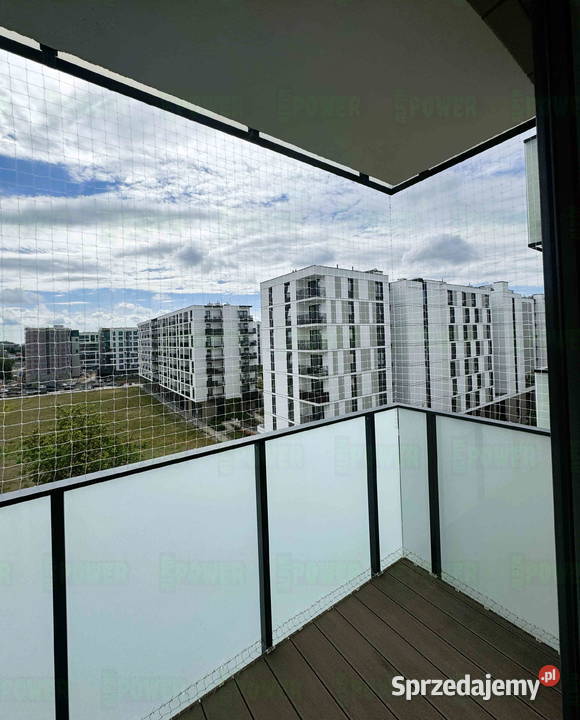 zamontować siatkę na balkon Warszawa Montaż