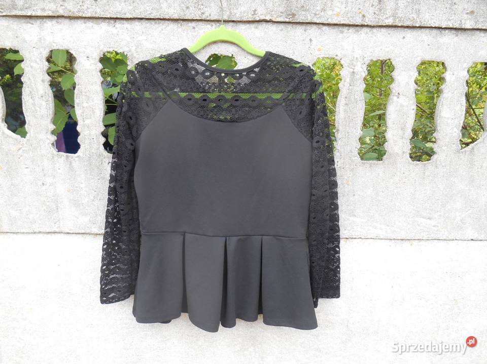 Czarna Bluzka 40 L z koronką z falbanką podkarpackie