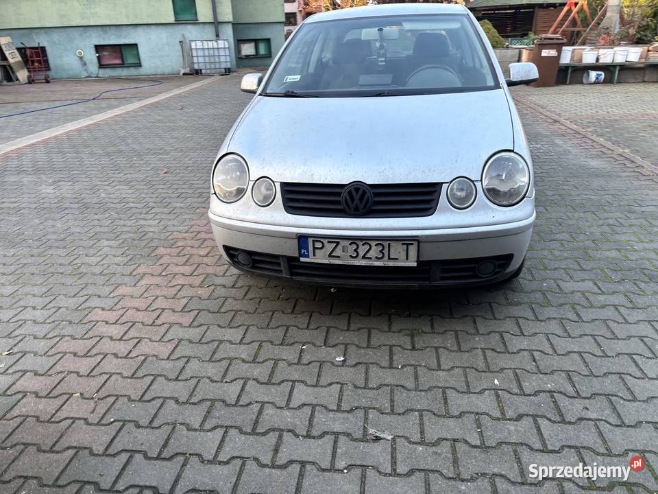 Polo 14 benzyna 2002 klimatyzacja Rok produkcji 2002