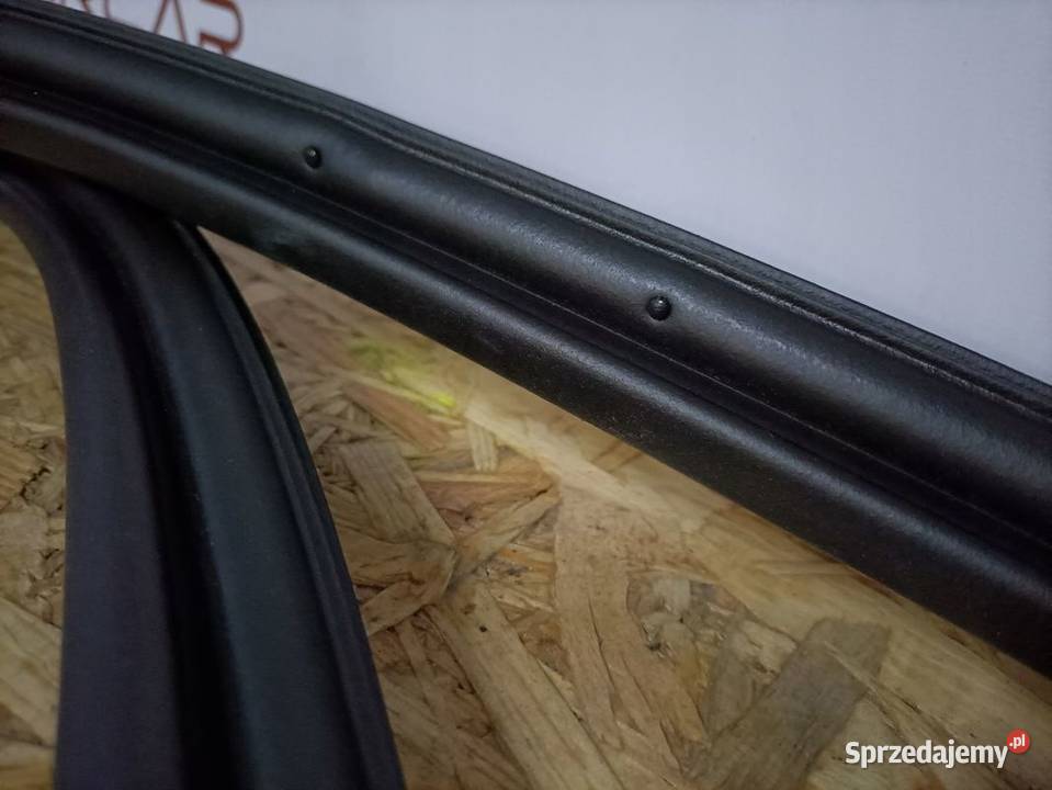 BMW X5 G05 USZCZELKA KLAPY BAGAŻNIKA 51769854893 osobowe Motoryzacja wielkopolskie Pleszew