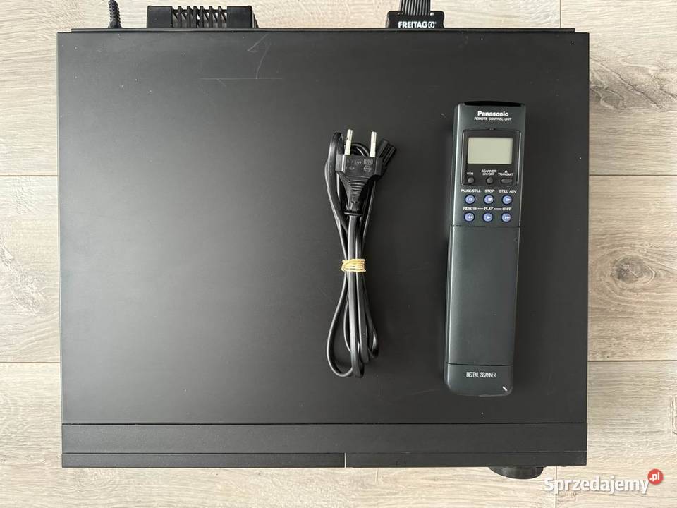 Magnetowid Panasonic NVFS88 Oryginalny Pilot Elektronika Szczecin