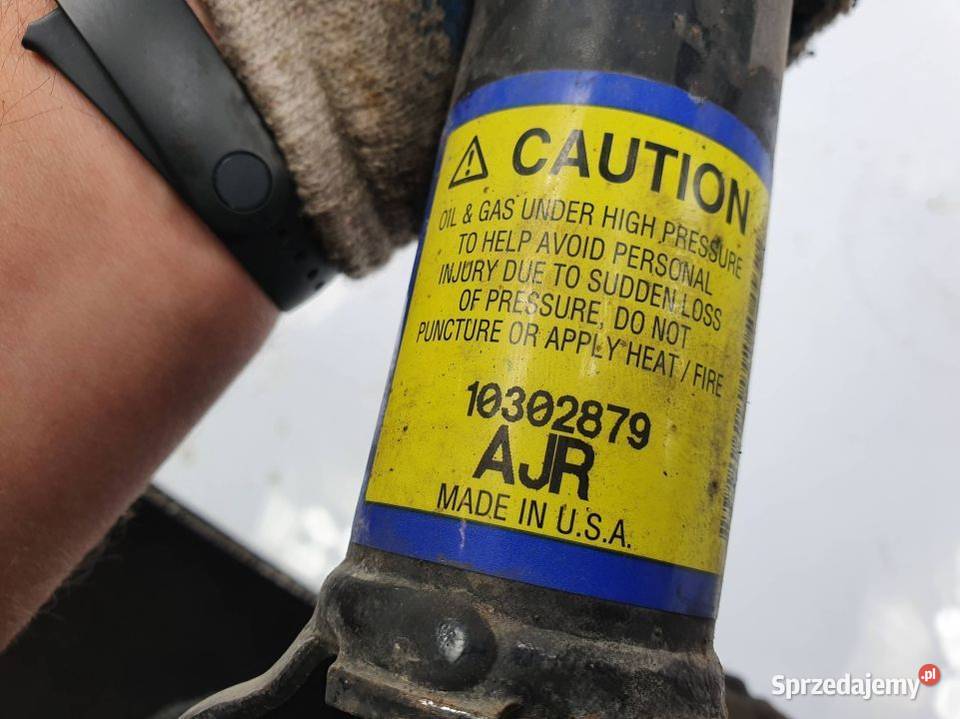 AMORTYZATOR LEWY TYŁ CHEVROLET CORVETTE C6 Lipno