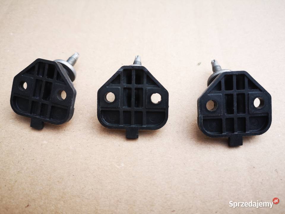 Mocowanie uchwyty lampy tył błotnik Chevrolet Warszawa