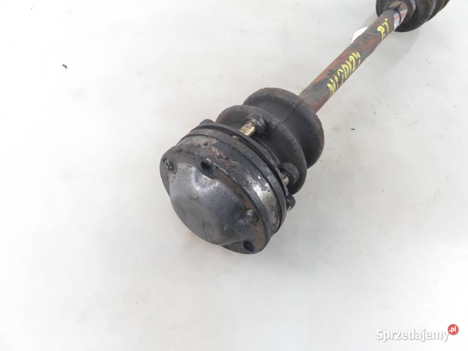 PÓŁOŚ PRAWA TYLNA MERCEDESBENZ W124 230 E osobowe