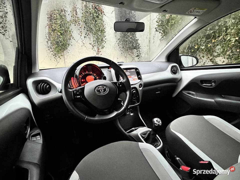 Salon Czujniki Kamera Konserwacji2kpl opon manualna Gdynia