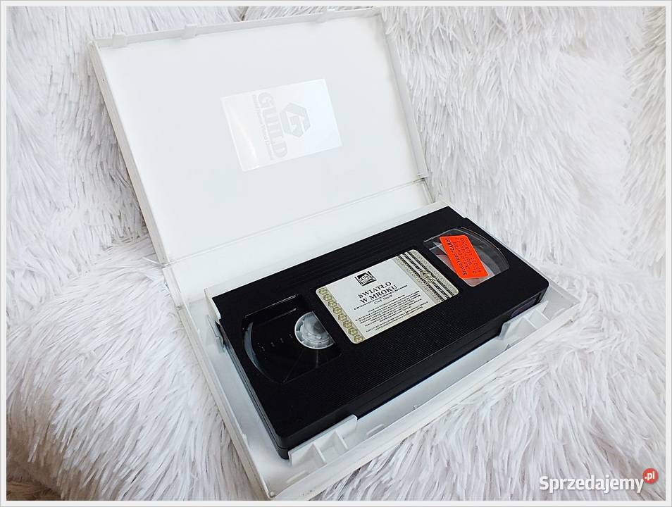 Kaseta VHS Film Światło w mroku Film 127min na thiller Żary