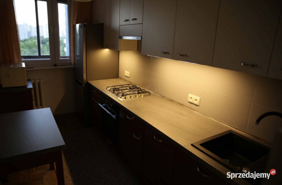 3 pokoje 56m2 remoncie metrze