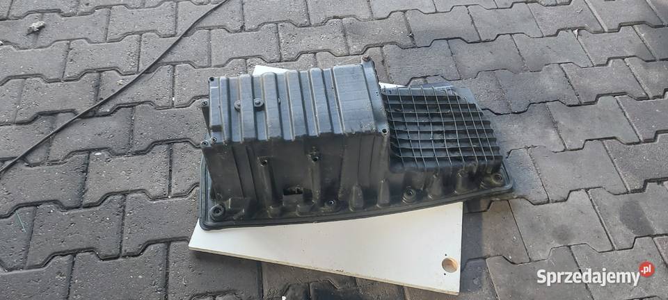 Podstawa obudowa akumulatora BMW 1 E81 E87 osobowe Szczecin sprzedam