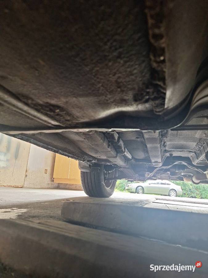 Kia Sportage dwa komplety opon na felgach Biała Podlaska sprzedam
