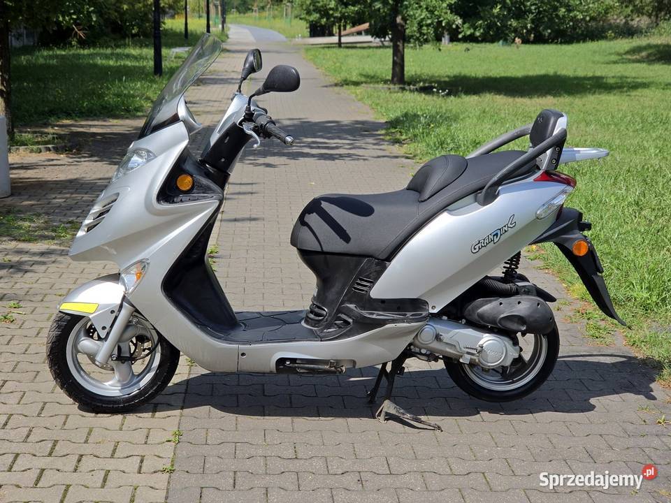 Duży maxii skuter Kymco Grand Dink 50 2T
