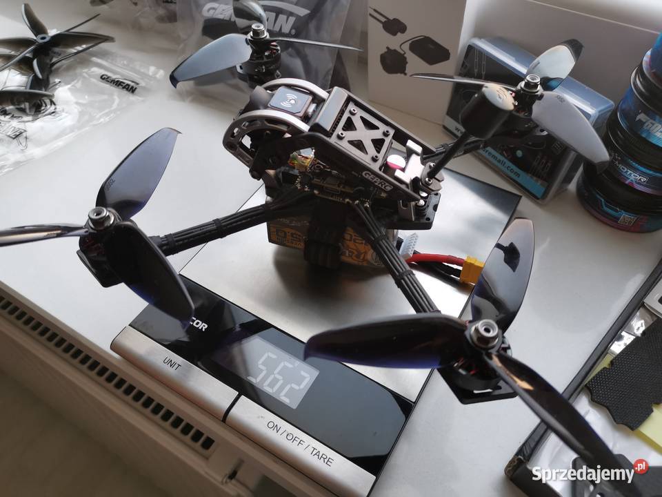 Dron GePRC Mark 3 T5 55 6s DJI o4 PRO Wydział GPS i akcesoria Gdynia sprzedam