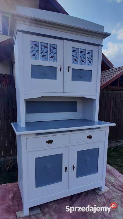 stary kredens odnowiony szary shabby chic Stepnica