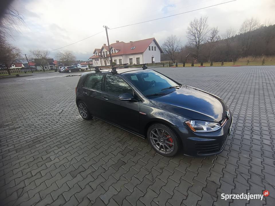 Sprzedam zainwestowanego golfa 7 gti Rok produkcji 2017 Golf Połaniec sprzedam
