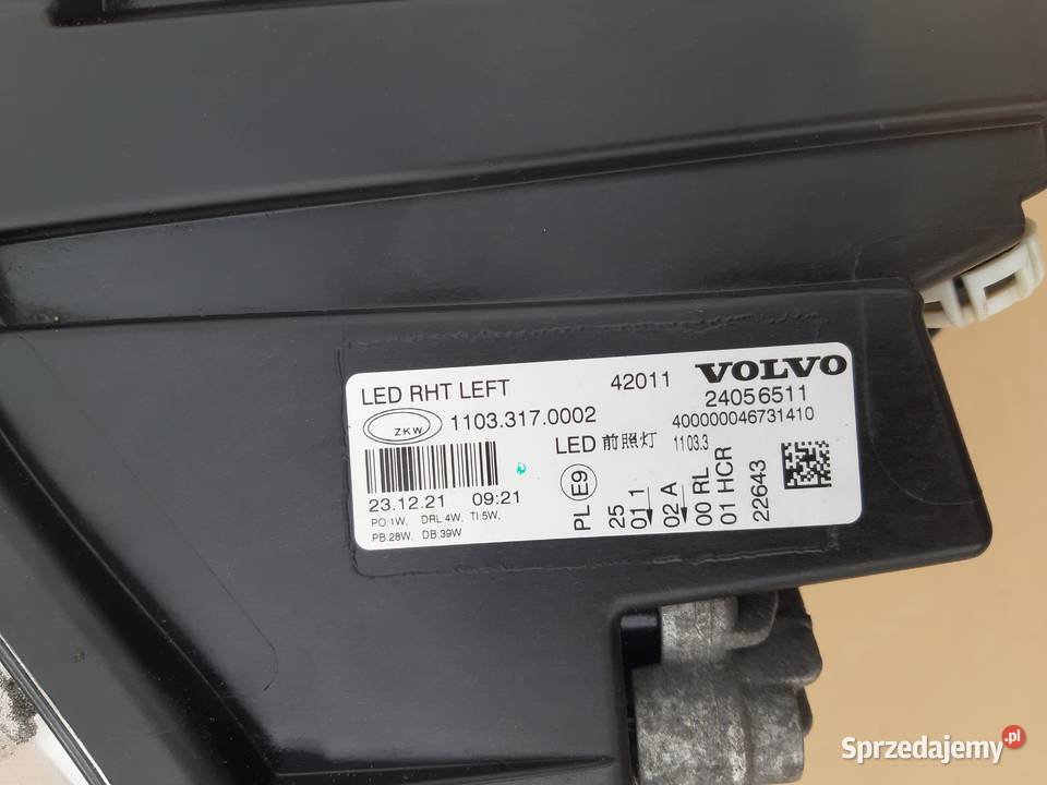 VOLVO FH5 REFLEKTOR LEWY FULL LED LAMPA LEWA Oświetlenie Trzciel sprzedam