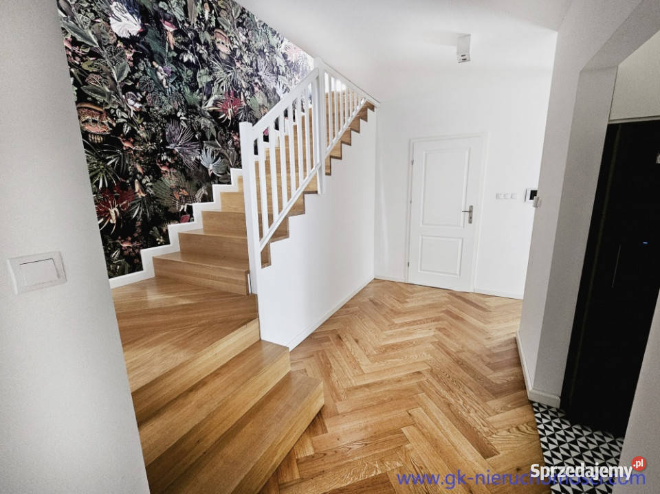 Energooszczędny dom wolnostojący 262 m2 Stara Stara Wieś sprzedam