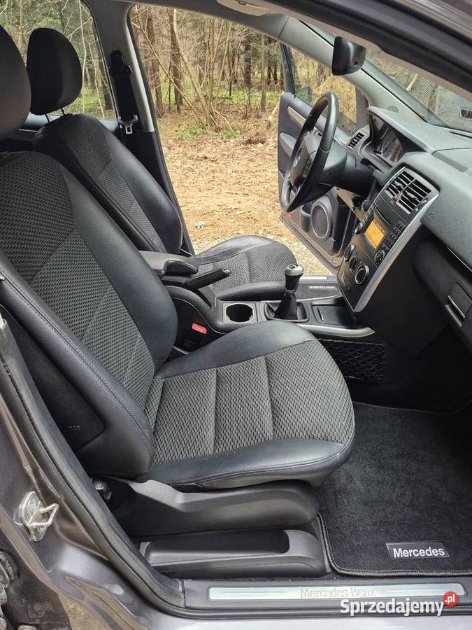 Mercedes benz b180 2010r 17 benzyna Kramarzówka