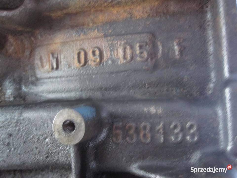 TRAFIC VIVARO 20 DCI M9R780 115 08r Blok silnika