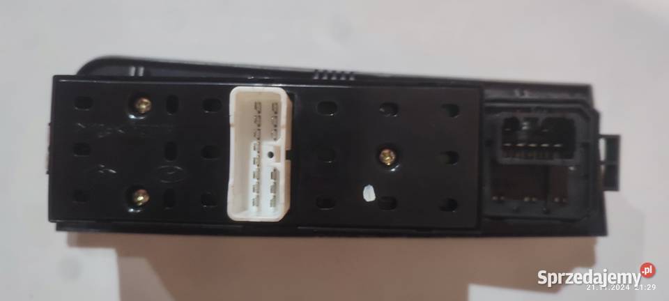 Przełącznik szyb Hyundai Matrix Wyposażenie wnętrza