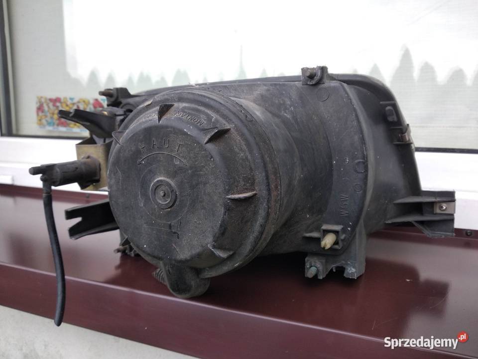 Renault 19 PH1 lampa przednia lewa reflektor Sieradz