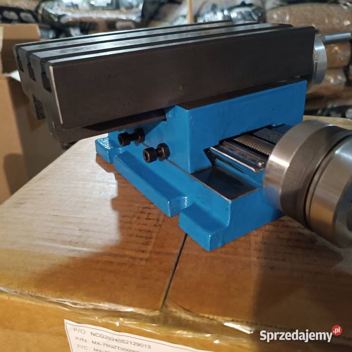 Stół krzyżowy do wiertarki albo frezarki żeliwny Szamotuły