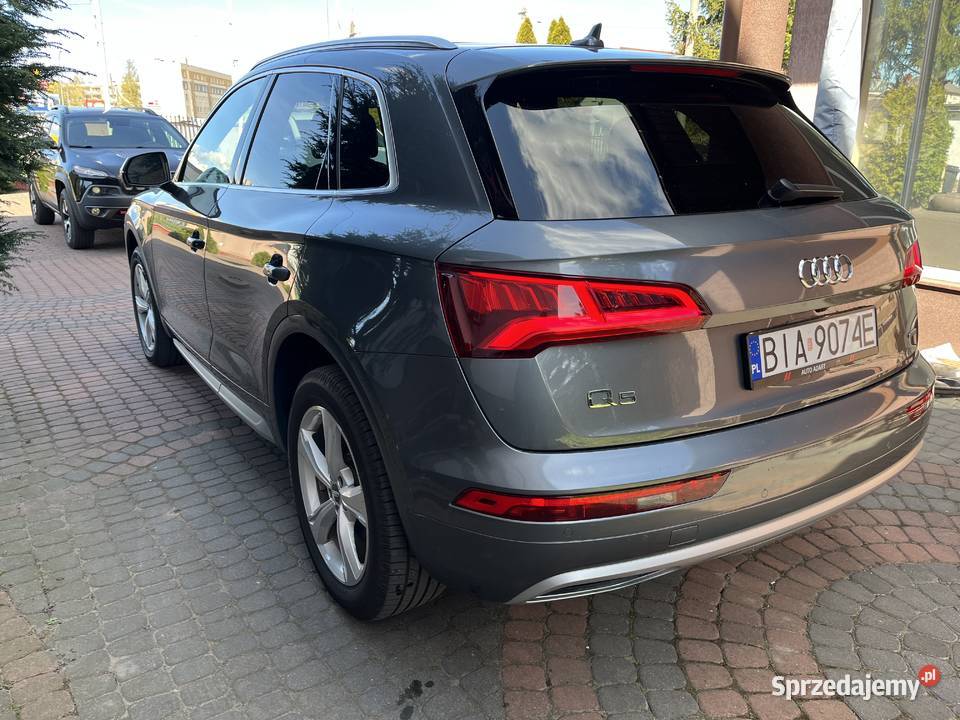 AUDI Q5 20 TFSI Quattro S tronic Łapy sprzedam
