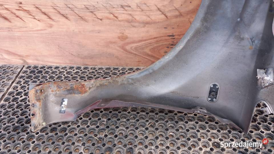 FORD FOCUS MK2 LIFT BŁOTNIK PRZÓD PRAWY A4 Zbierkowo