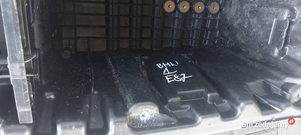 Podstawa obudowa akumulatora BMW 1 E81 E87 osobowe