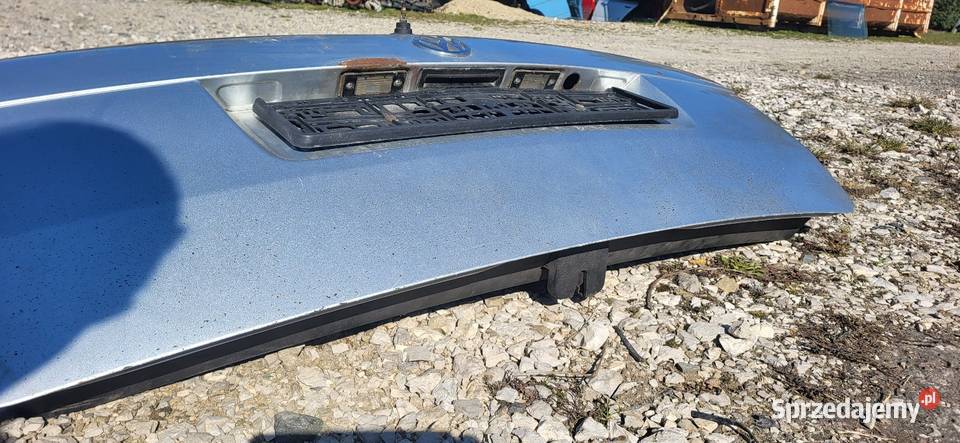 VW Touran Maska tył kompletna z szybą LA7W małopolskie