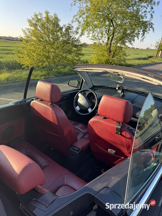 SPRZEDAM Volkswagena Beetle Cabrio STAN IDEALNY Pleszew