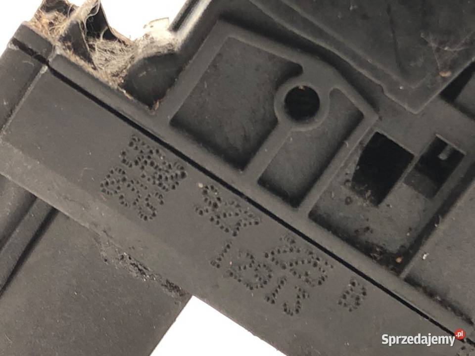 WŁĄCZNIK HAMULCA RĘCZNEGO VW GOLF VII 5G0927225B