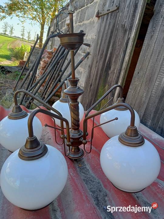 Lampka nocna mosiężna Polska żyrandol zestaw Działyń