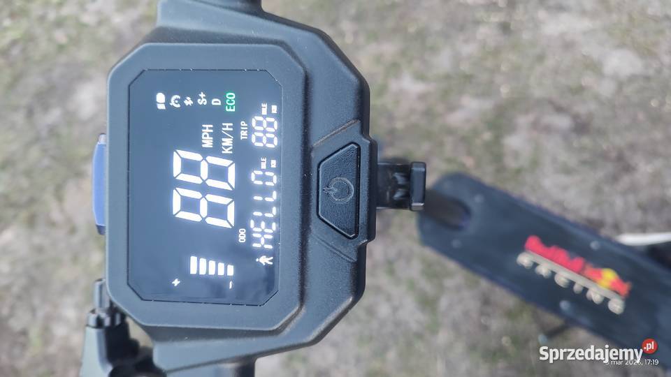 Hulajnoga elektryczna RedBull Racing 10 Żmigród sprzedam