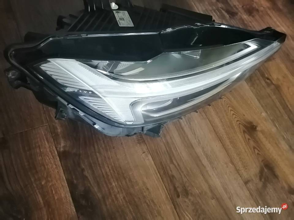 Lampa przednia prawa Volvo xc 60 Full LedPokecam prawe