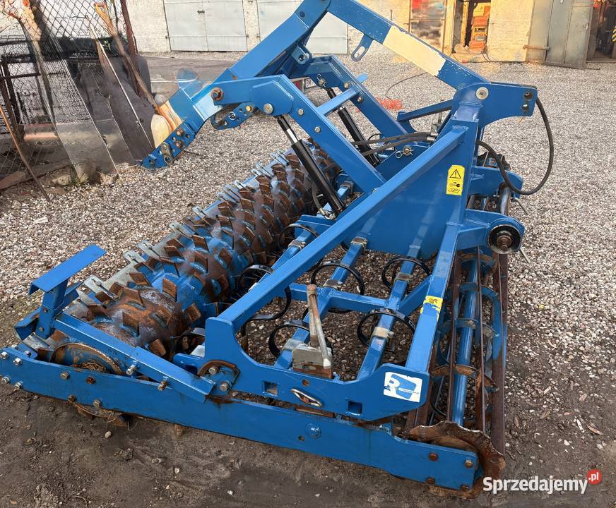 Agregat Uprawowo siewny 3m Rolmako wał pakera sprzedam