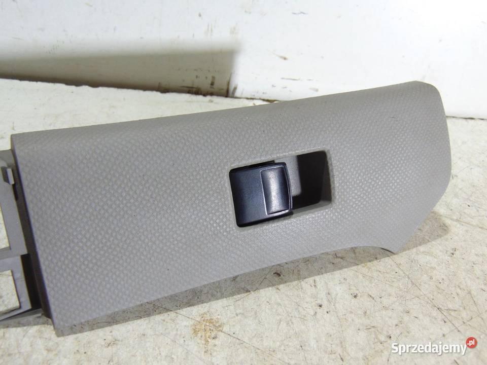 PANEL PRZYCISK SZYBY PRAWY PRZÓD TOYOTA YARIS II sprzedam