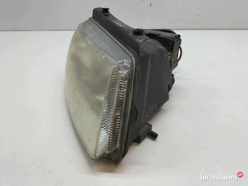 LAMPA PRZÓD PRAWA XENON EUROPA PRZED LIFT